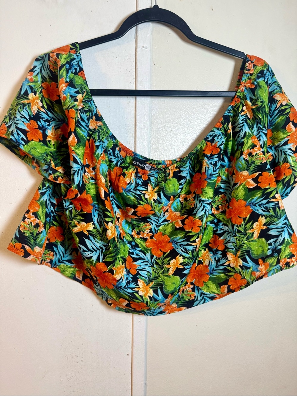 Boohoo 2 Piece Tropical Floral Off-Shoulder Crop Top And Skir- Orange/Green/Blue